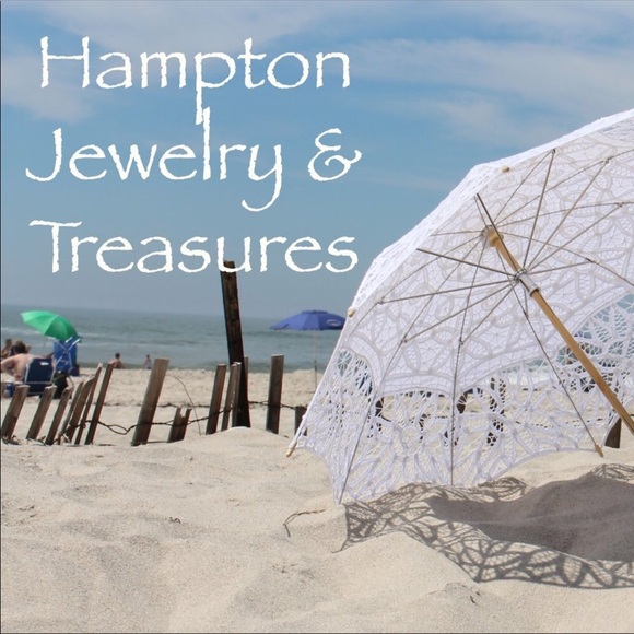 Host Pick! ๐ Beautiful Brand New Batten Lace Parasols ๐โ๏ธ - Picture 9 of 16